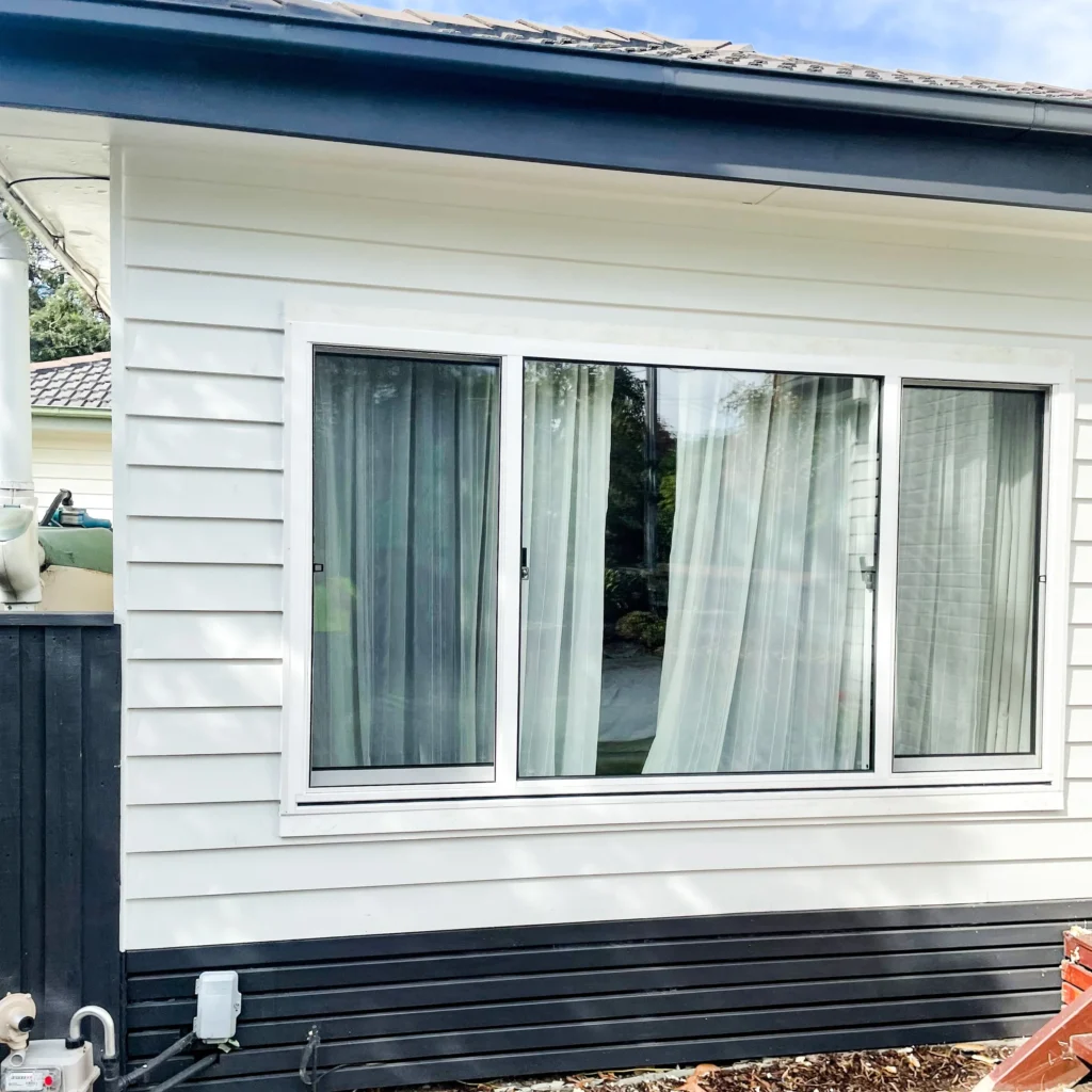 Sliding Windows | Skyline Builds product reference