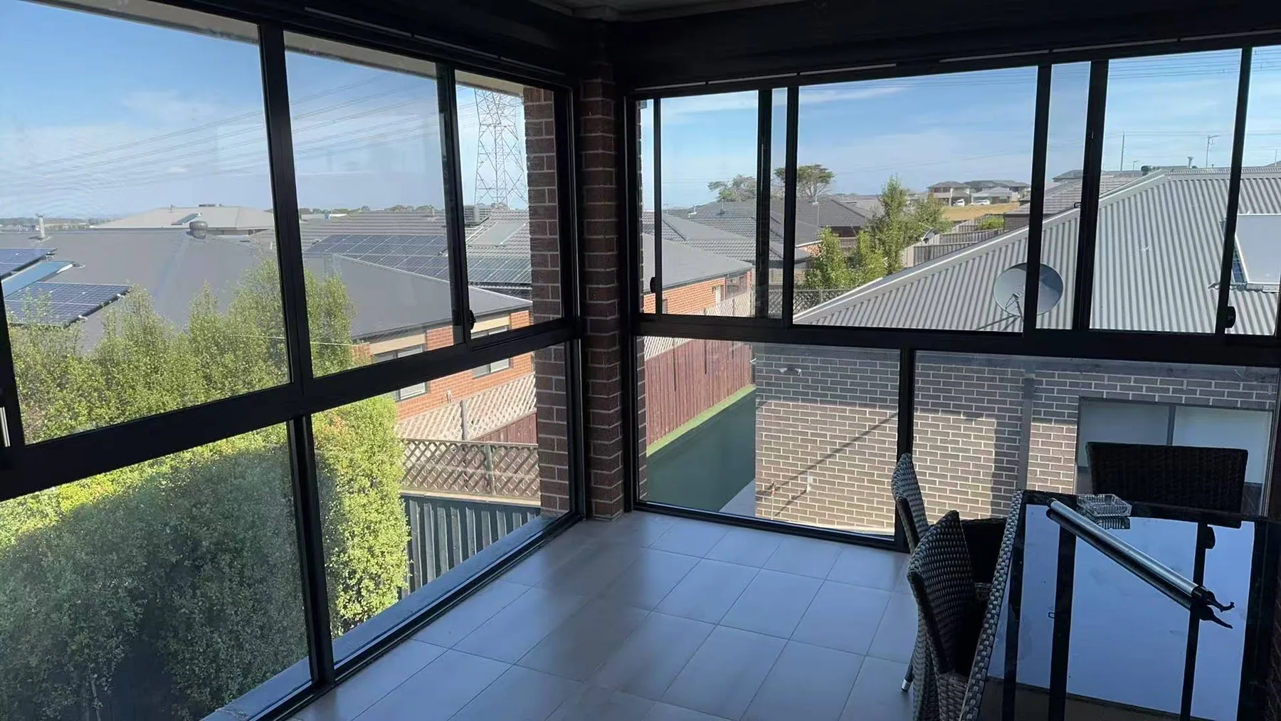 Sunroom & Outdoor Enclosure